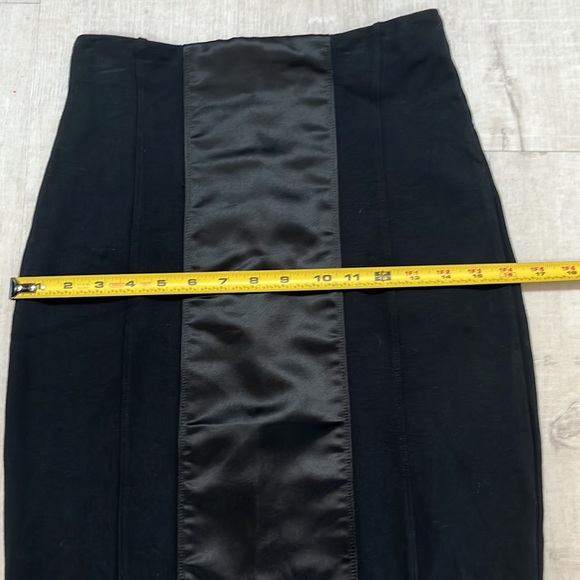 Skirt Johnathan Saunders Black 2 Tone with Stretch and Zipper - Picture 8 of 8